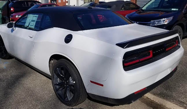 Town & Country Jeep Chrysler Dodge Ram in Levittown NY