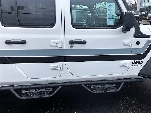 Town & Country Jeep Chrysler Dodge Ram in Levittown NY