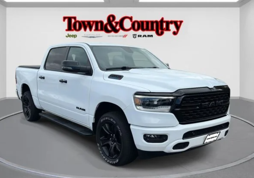 2023 RAM 1500 Big Horn Crew Cab 4x4